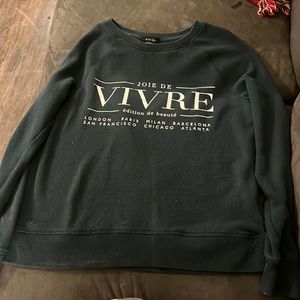 Black pull over sweatshirt no hood